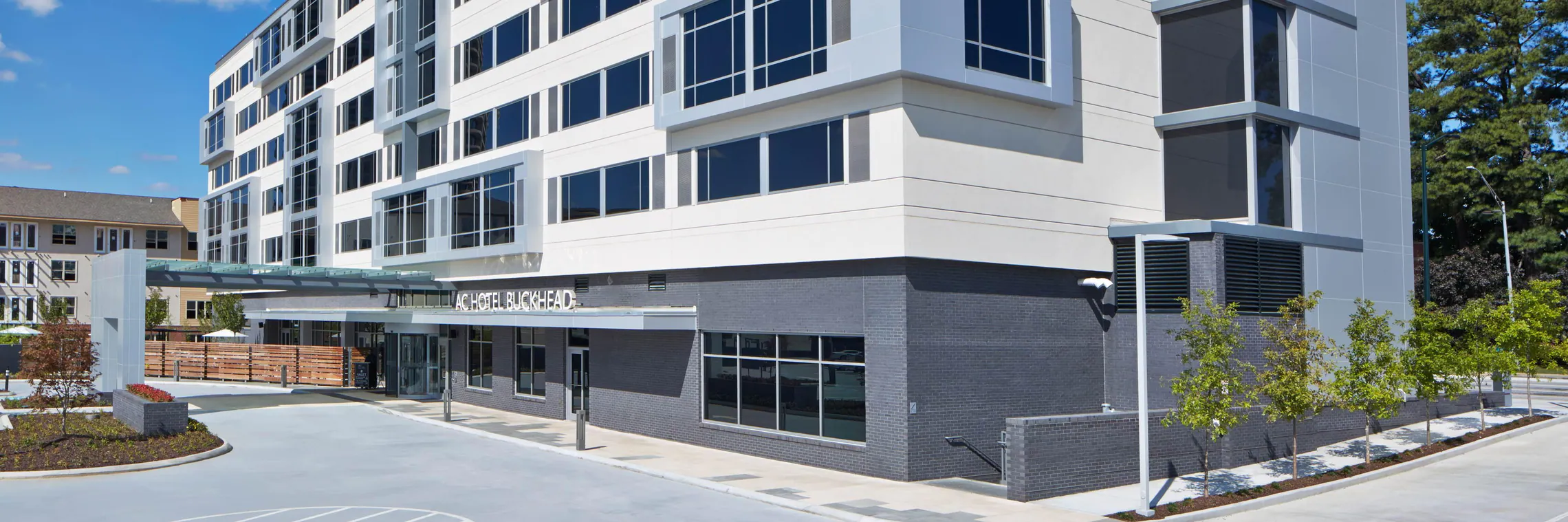 atlac-exterior-0005-hor-pano